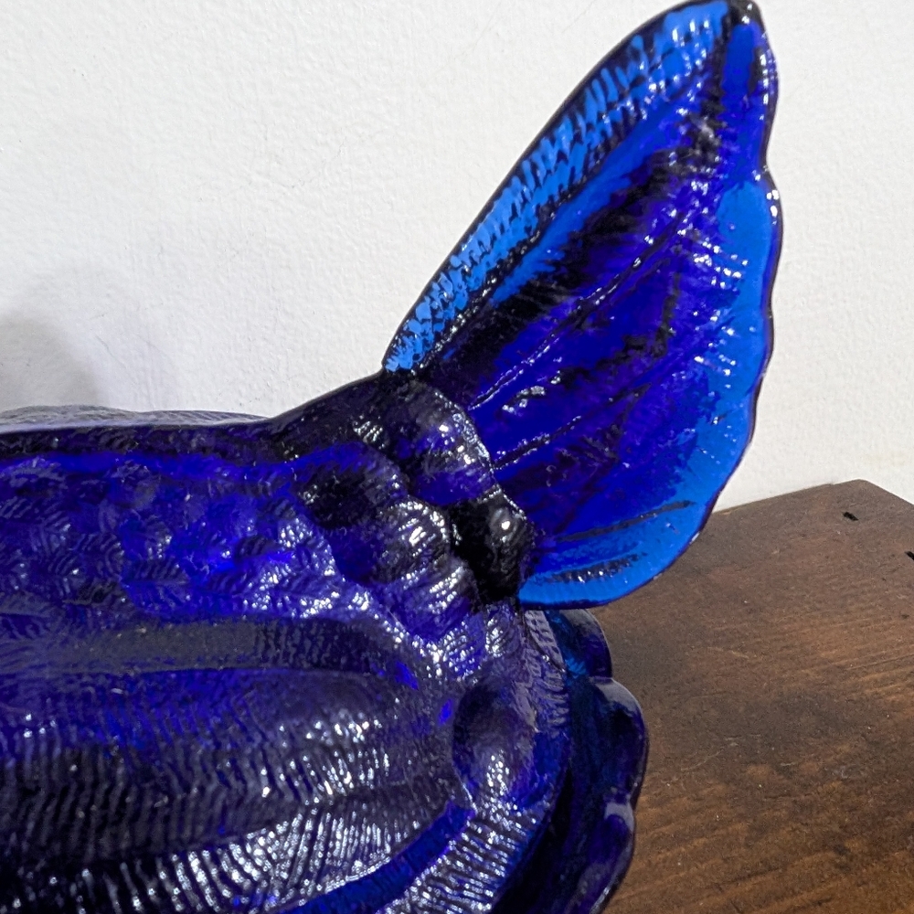 Vintage LG Wright Cobalt Blue Glass Hen on Nest - Split Tail HON MCM Farmhouse - Picture 8 of 13